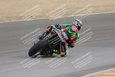 media/Dec-17-2022-SoCal Trackdays (Sat) [[224abd9271]]/Turn 10 Backside (120pm)/